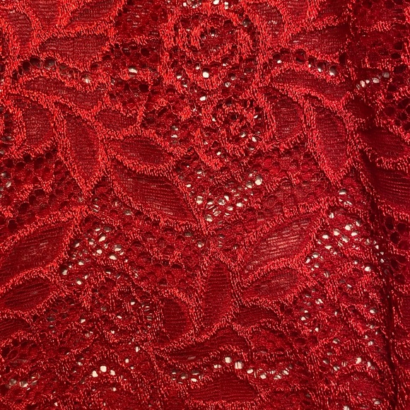 Gala Women's Red Lace Flirty Top Size XL - Picture 3 of 5